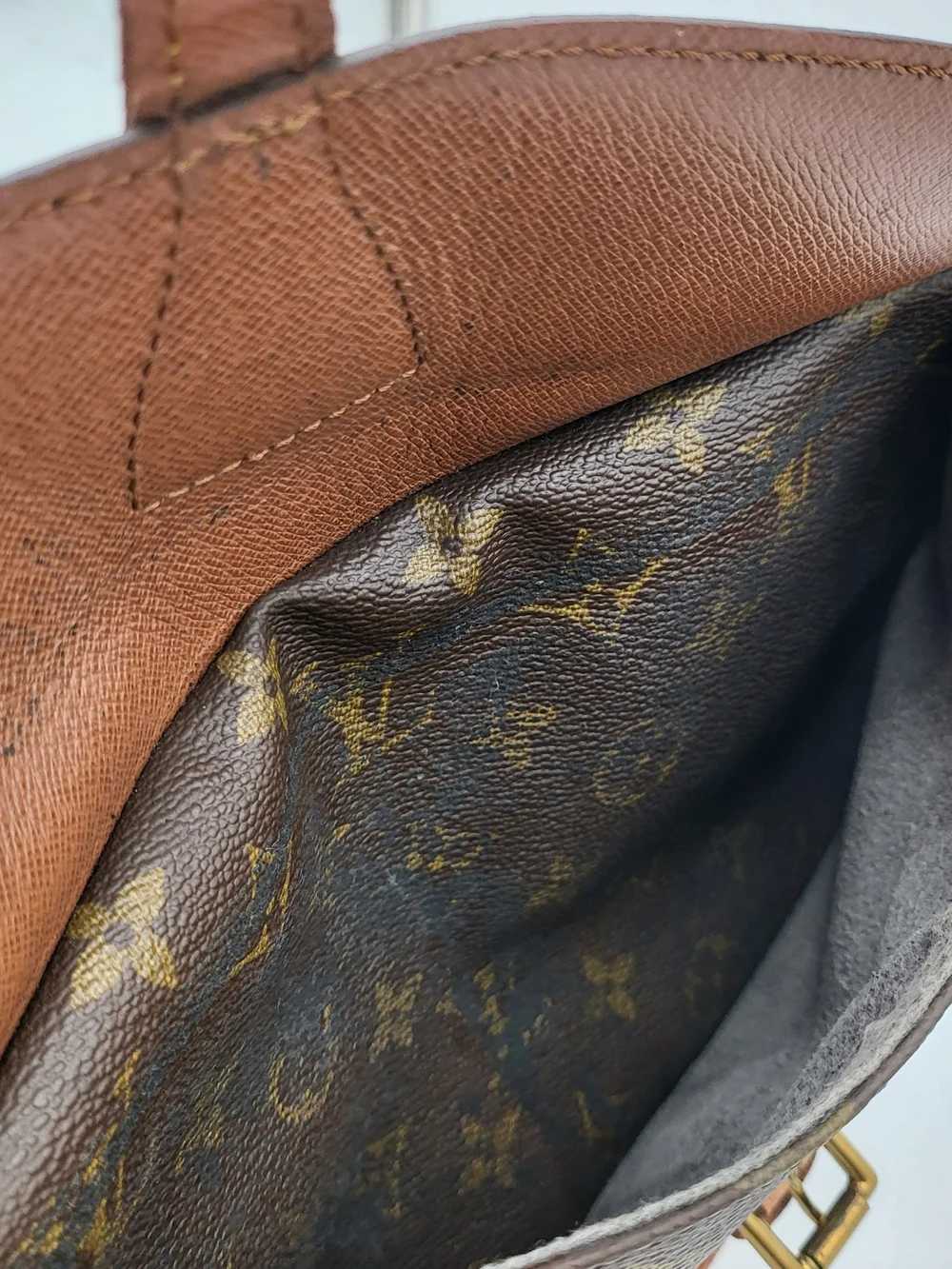 LOUIS VUITTON JEUNE FILLE MM Monogram Crossbody Bag..Authentic.. - Picture 12 of 16